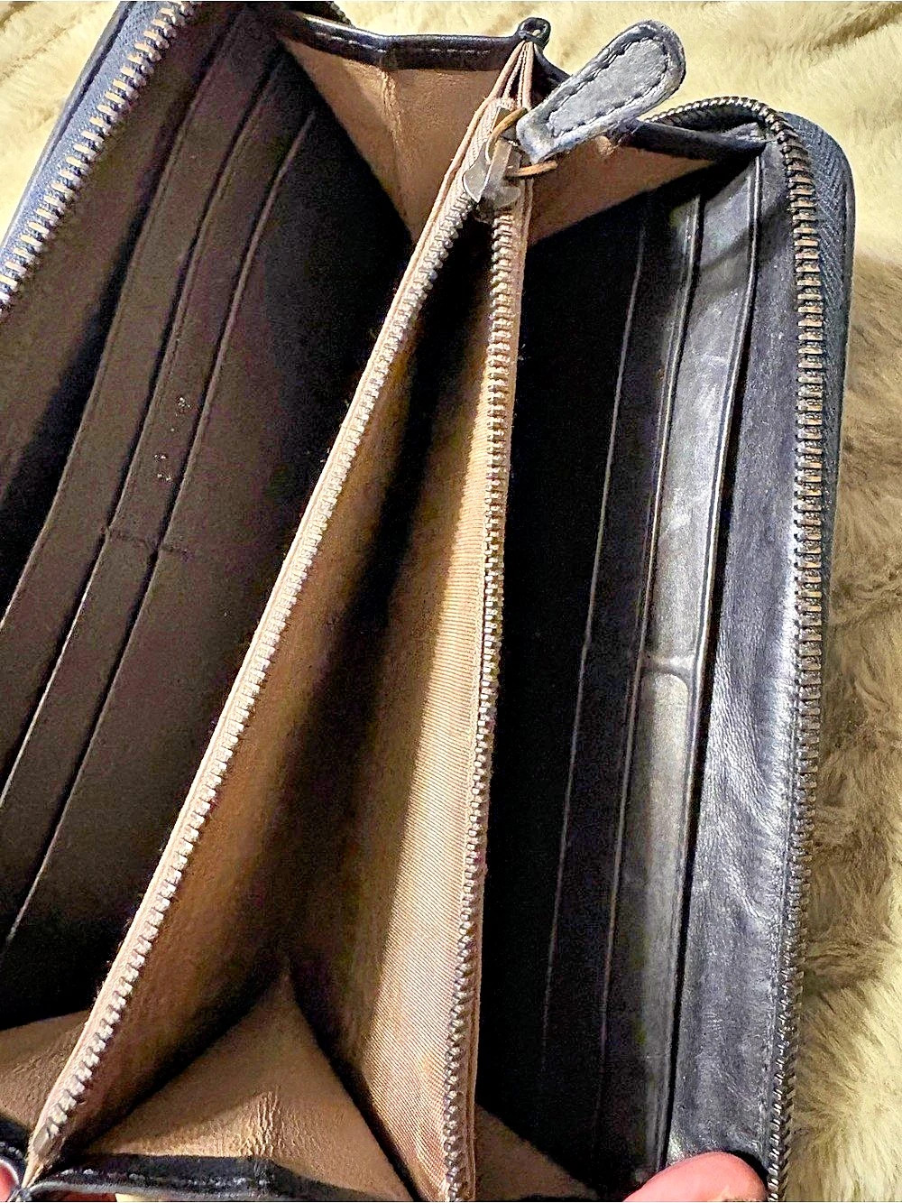 Bottega Veneta Intrecciato Zip-Around Long Wallet Black - Picture 6 of 14